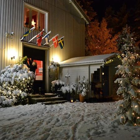 Soedra Bergets Vandrarhem Sundsvall Exterior foto